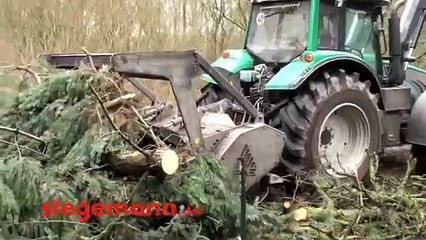 Forstarbeiten mit einen Valtra T202 Direct