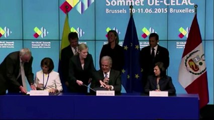 UE não vai pedir visto para peruanos e colombianos