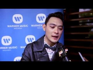 "Ganjil" Buah Tangan Aril Untuk Isteri