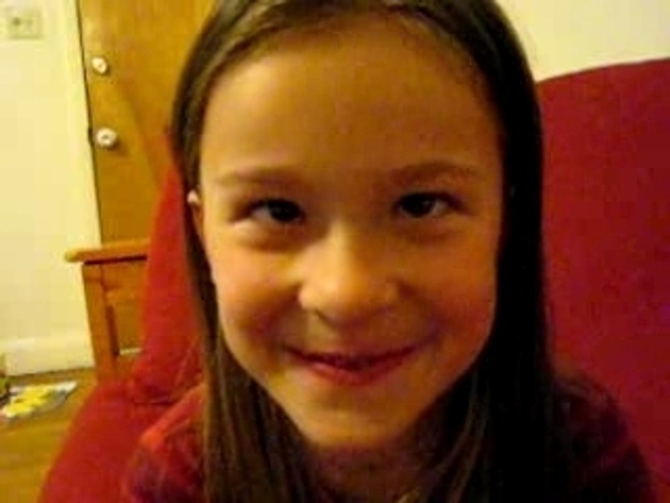 Vidéo yeux chloé 001