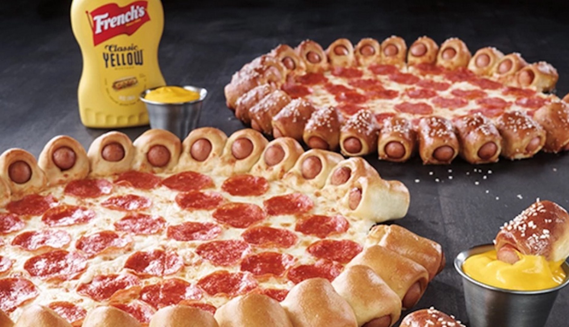 ⁣Pizza Hut's HOT DOG PIZZA Looks America-tastic | What's Trending Now