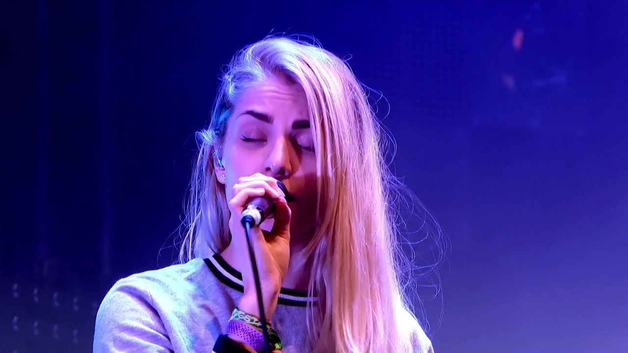 London Grammar - Metal & Dust (Glastonbury 2014) HD1080p