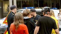 Police seizes protester at U.S. Embassy of Norway