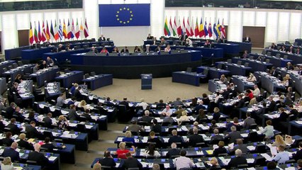 Parlamento Europeu pede saída imediata de Blatter