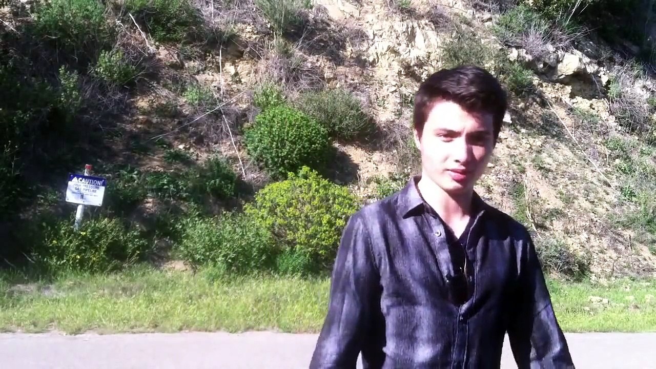 Elliot Rodger - Why do girls hate me so much (Retribution)