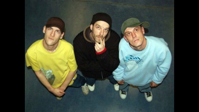 FORT FAIT CREW -bouge- (prod l'architekt)