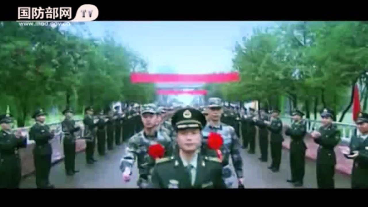 That's Video: PLA Dance to Chinese Hit Song "Little Apple"