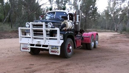 Diamond T Detroit Diesel 6V53