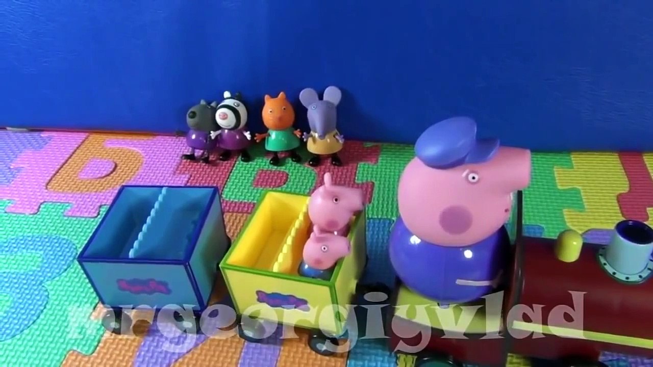 Свинка Пеппа, Джордж и Дедушка Свин на паровозике Pig Peppa, George and Grandpa Pig on a s