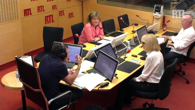 Mireille Darc invitée de RTL Soir le 11 juin 2015