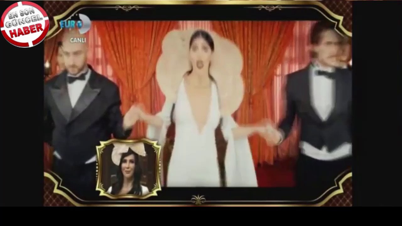 Beyaz Show'da Beyazıt Öztürk'ün Sebastian Parodisi