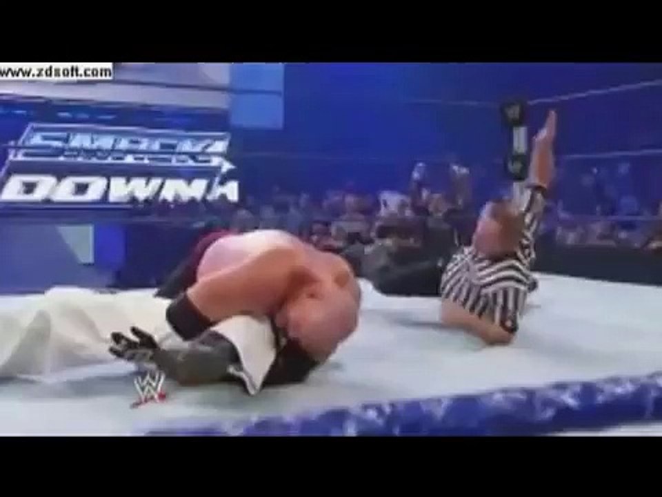 the Great Khali Saves Rey Mysterio