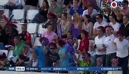 Shahid Afridi 34 Runs Of 17 Balls vs Derbyshire in NatWest t20 Blast Plus 1 Wicket -