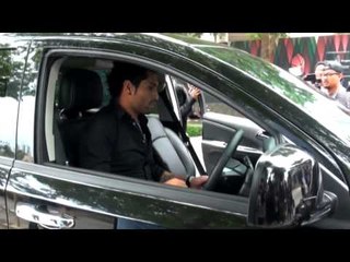 Ditutup Matanya Oleh Jupe, Gaston Castano Sempat Kesal