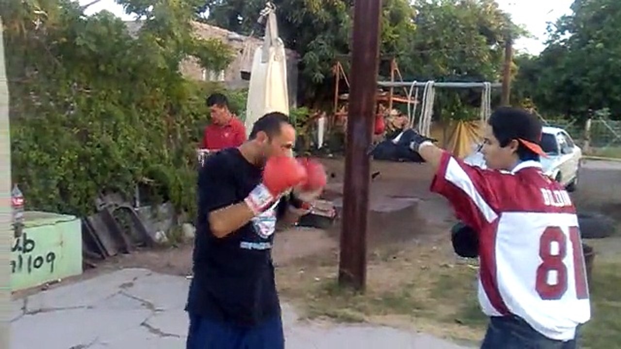 expresion  deporte" dia de manopleo"
