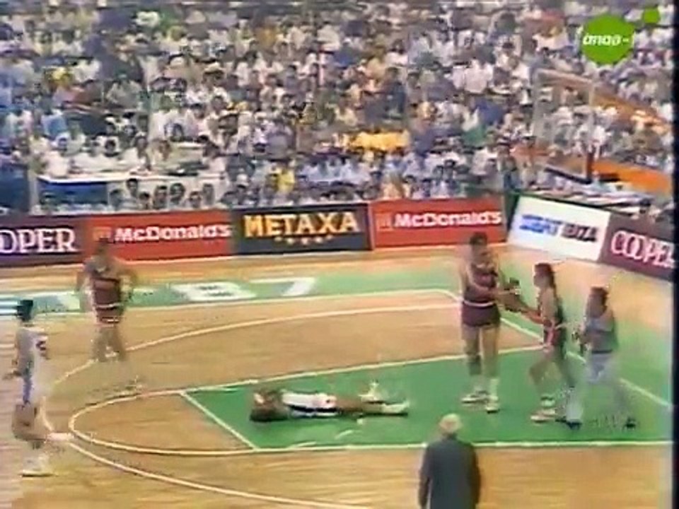 Τσατσένκο αγκωνιά