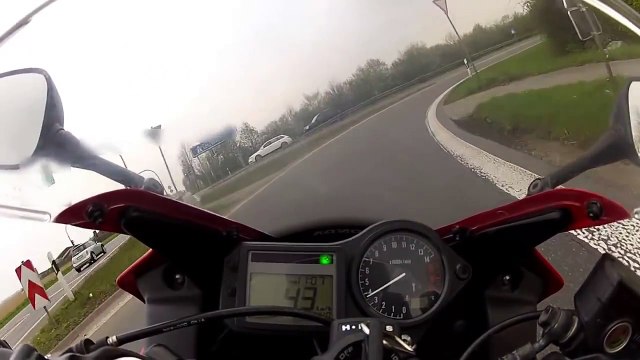TOP Speed Honda CBR 600 on German Autobahn