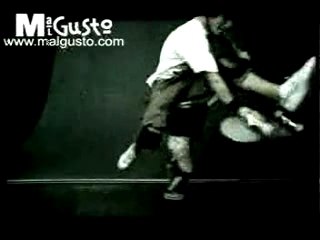 Nike pub freestyle skate