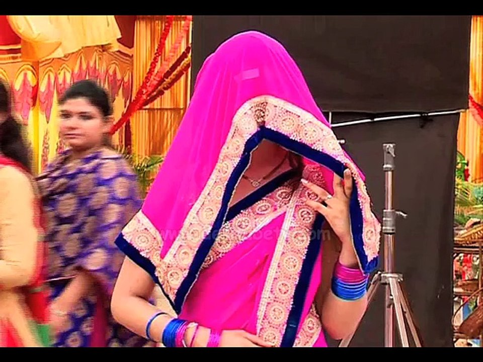 Ek Veer Ki Ardaas-Veera: Baldev Gets Romantic With Veera, Watch Latest Episode 13th June 2015