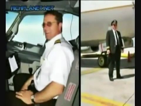 A Camouflaged fake plane Drone was used to Ignite the Twin Towers ?!!