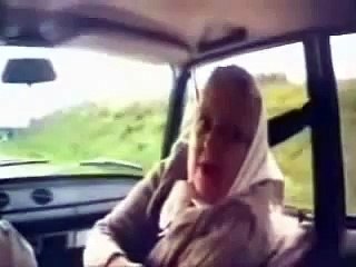 limuzins janu nakts krasa