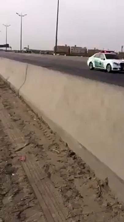 Crown Prince Mohammed bin Nayef motorcade on its way to al-Qatif موكب ولي العهد محمد بن نايف في طريقه الى القطيف