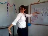 Pakistani School girls Dance,Must watch Video