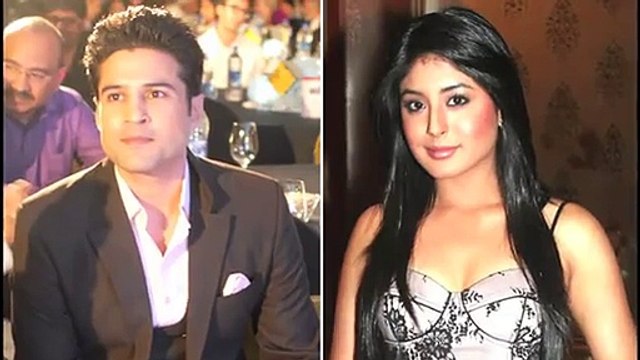 Reporters Kabir ( Rajeev khandelwal ) and Ananya ( kritika kamra ) Getting Close