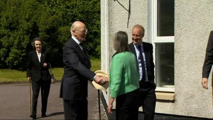 Political figures pay their respects at Kennedy funeral