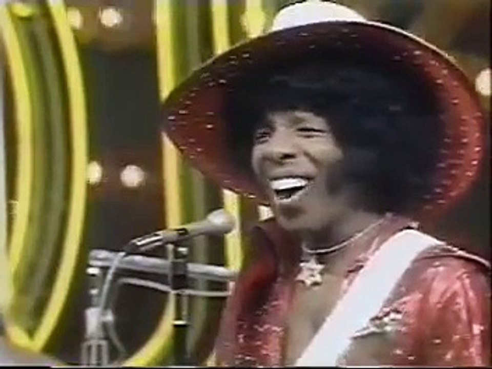 Sly & The Family Stone - Thank You (Falettinme Be Mice Elf Agin)