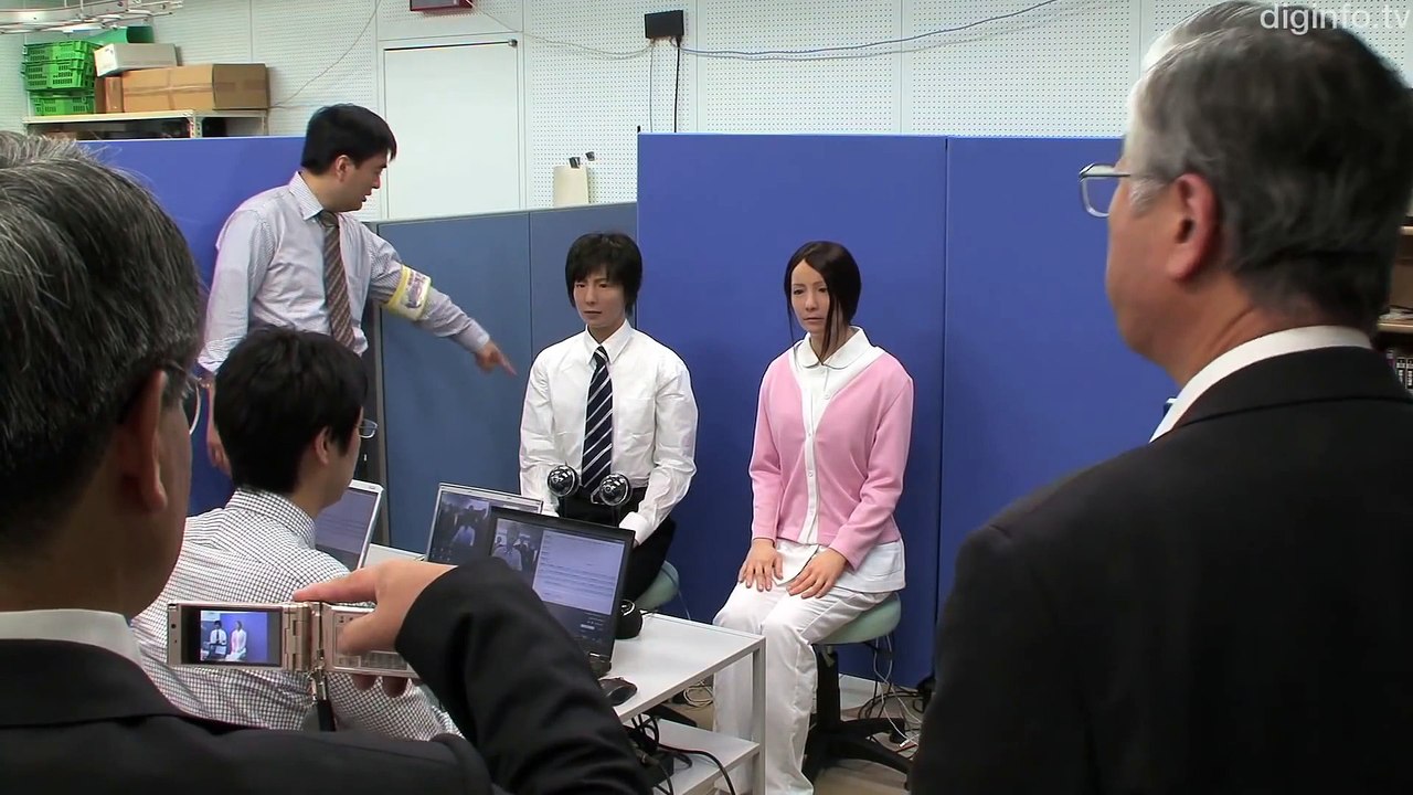 Incredibly realistic male and female android robots from Japan - Actroid-F #DigInfo