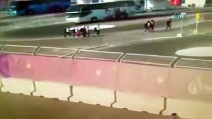 Otobüs sporcuların arasına böyle daldı