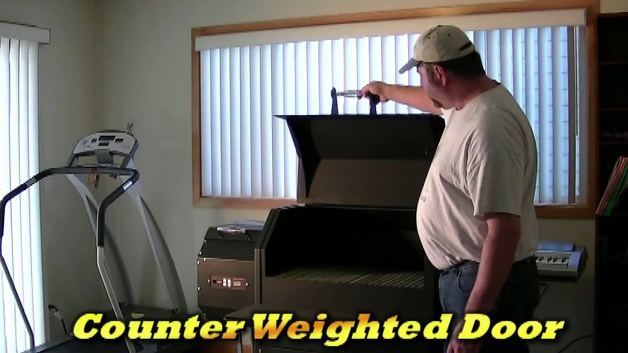 SmokingPit.com - Yoder YS640 Pellet Smoker Grill Introduction