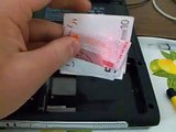 Posto veramente impensabile per nascondere i soldi di carta - Computer portatile