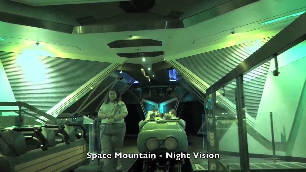 Space Mountain with Night Vision : Front Row POV : Disneyland Resort California