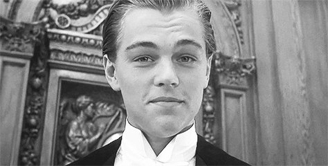 148 Filmden Derlenen Muazzam Bir Video: Looking At You