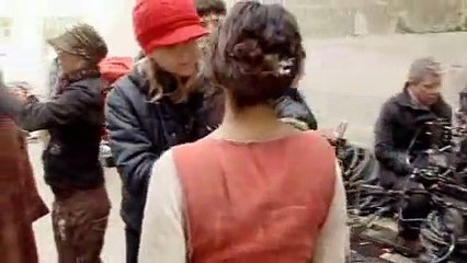 Angel Coulby - Merlin Behind The Scenes - 1x03