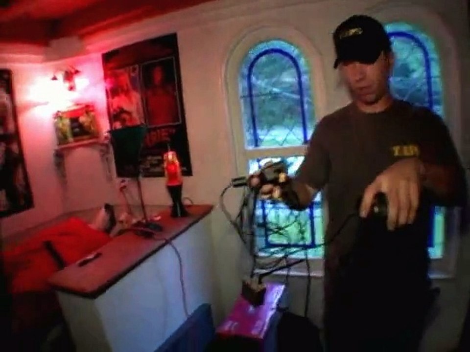 Ghost Hunters E06 - Haunted Church House