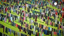 Kosovo: Homenaje a las víctimas de violaciones durante la guerra de 1998-1999