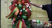 How To Decorate a Teardrop Wreath for Christmas - Trees n Trends - Unique Home Decor