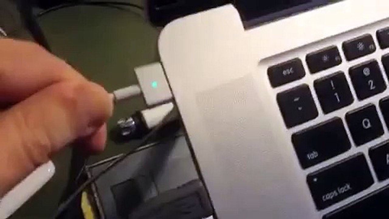 Magsafe 2 too easily detaches? Lets find out