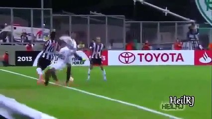 Ronaldinho 30 Top Skills & Dribbling 2015 HD