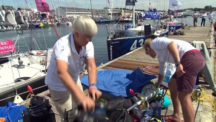 La flotte quitte le port de La Cornouaille