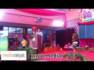 Elizabeth Wong 黄洁冰：请不要等到大选才泼款给华小