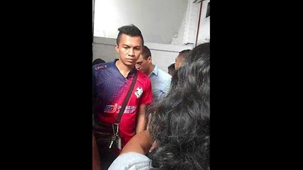 Malasia: Deportados por desnudarse en monte sagrado