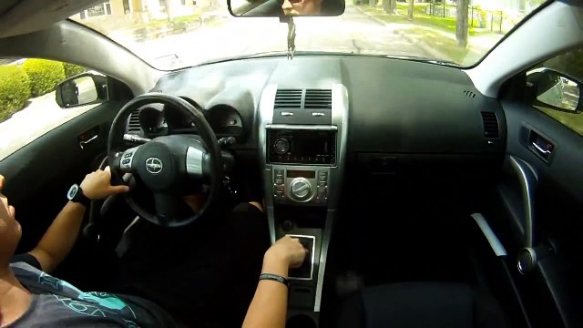 How to Start a Manual/Stick Shift Car on a Hill