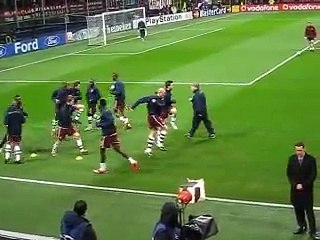 アーセナル:試合前のアップ