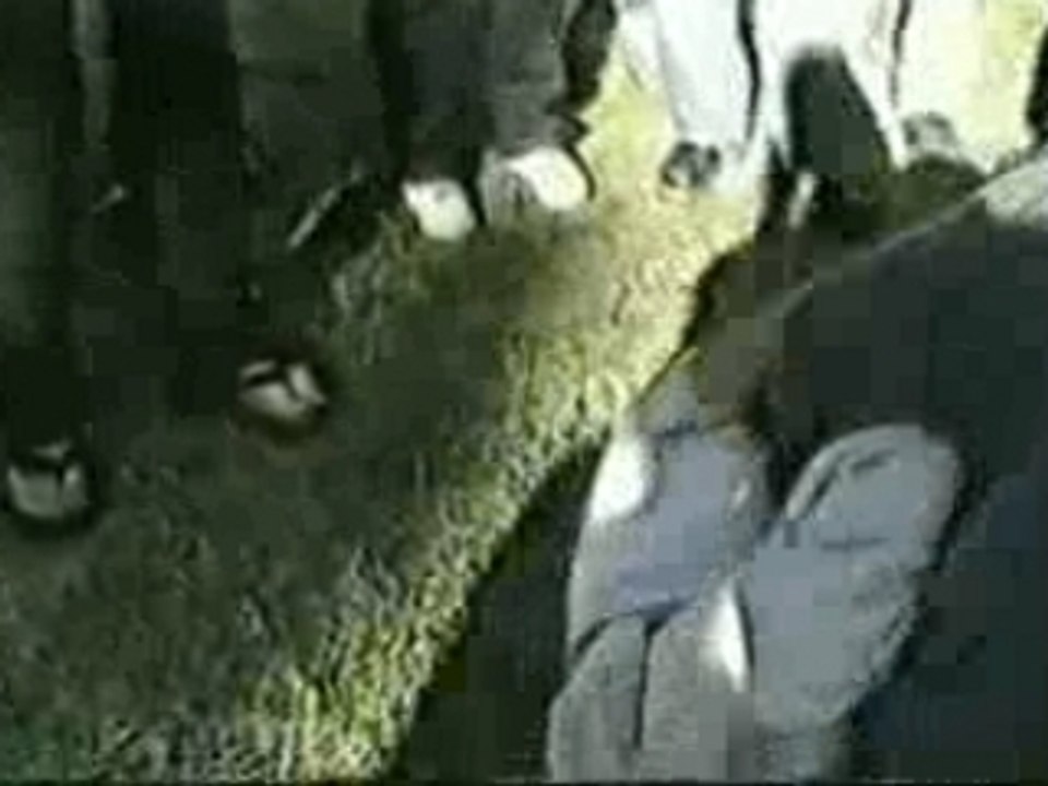 rissa tra due ragazze stupendo!!!!