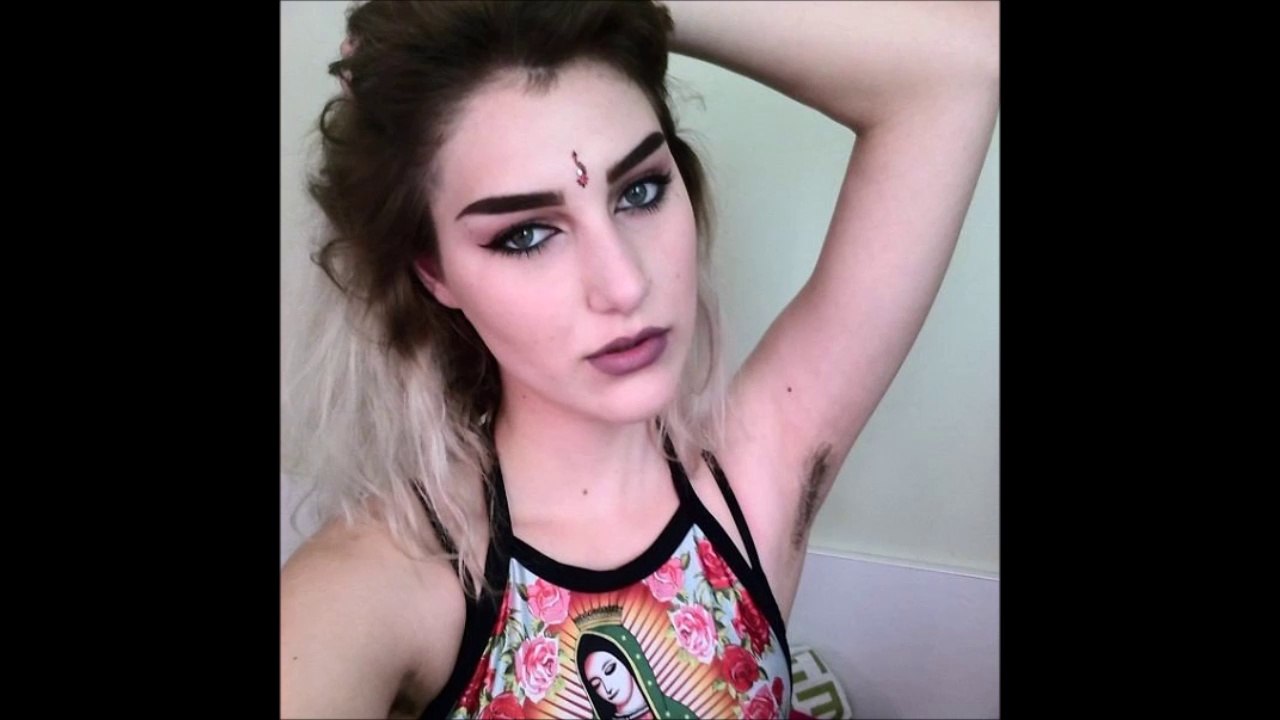 Se laisser pousser les poils : Nouvelle mode des femmes sur instagram