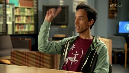 S06E10 - Basic RV Repair and Palmistry